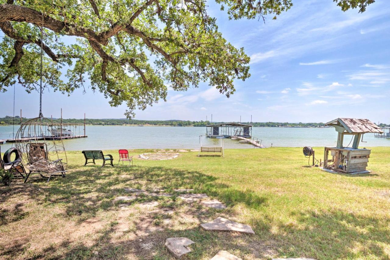 Rustic Lake Buchanan Hideaway With Game Room And Grill Tow Zewnętrze zdjęcie